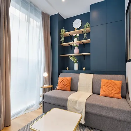 Guestrust - Champeret Porte Maillot - Ternes Parigi