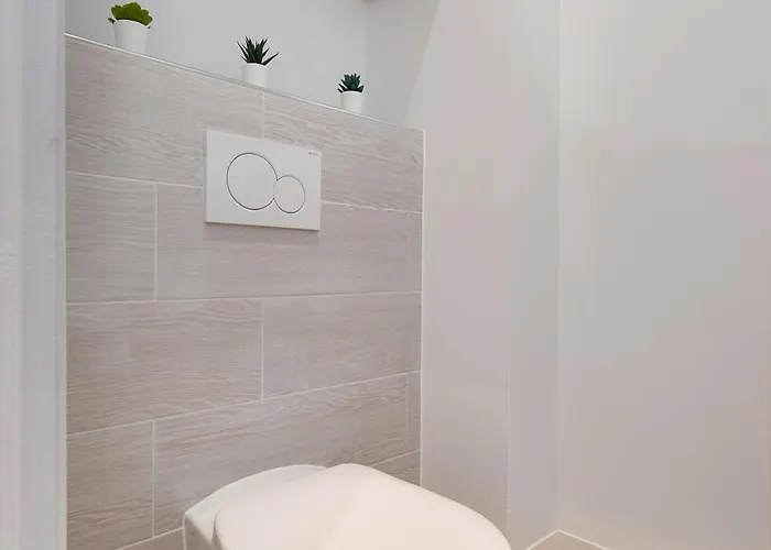 Guestrust - Champeret Porte Maillot - Ternes Апартаменты Париж